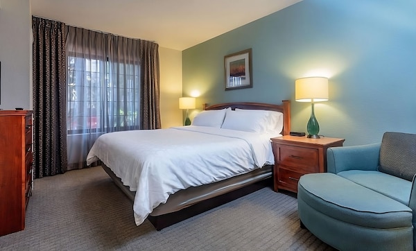 Experience The Best Of Anaheim From Our Comfortable Suites! Pets Welcome Too! - La Palma, CA