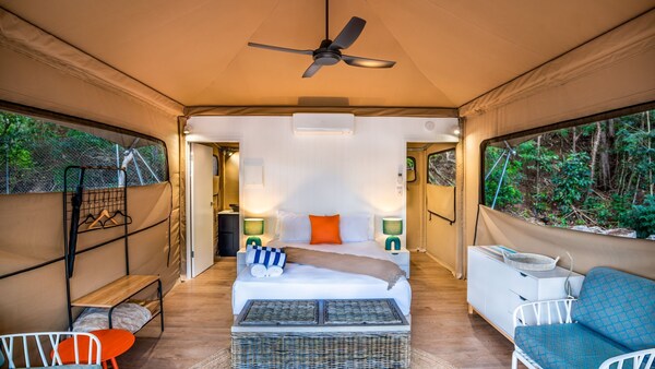 Magnetic Glamping Tent 4 - Queensland