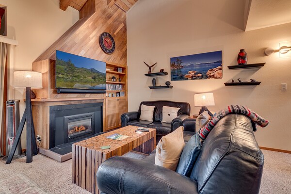 Livin' Lodge: 3  Br, 2  Ba Townhouse In Carnelian Bay, Sleeps 8 - Lake Tahoe