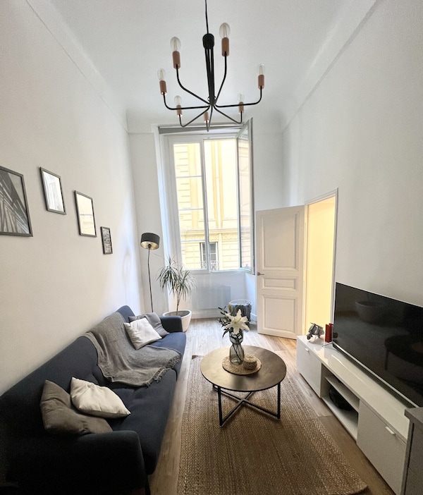 Charmant Appartement Climatisé 4 Personnes à 1 Min Mer Au Cœur Du Vieux Nice - Saint-Jean-Cap-Ferrat