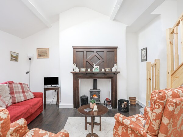 4 Ty Person, Family Friendly, Country Holiday Cottage In Bethesda - ベセスダ