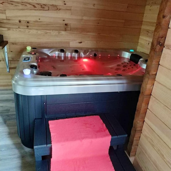 Homerez - Nice Chalet For 4 Ppl. With Shared Pool, Sauna And Jacuzzi At Louâtre - Aisne