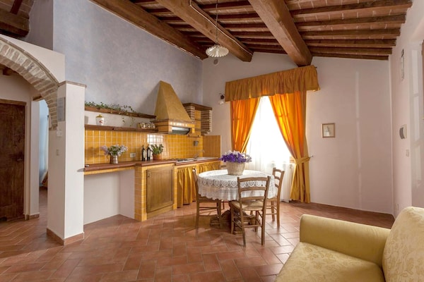 Homerez - Appartement For 2 Ppl. With Shared Pool And Terrace At Montepulciano - Montepulciano
