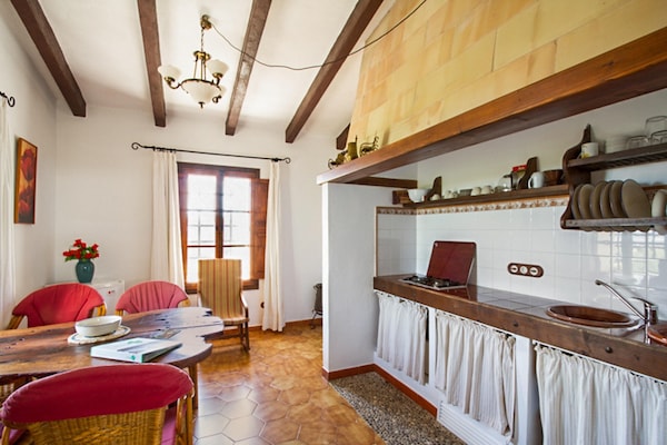 Homerez - Apartamento Para 2 Pers. Con Piscina Compartida Y Jardín En Petra - Santa Margarita