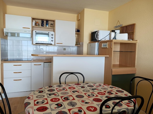 Homerez - 100 M Away From The Beach! Appartement For 4 Ppl. With Shared Pool - Pont-Scorff
