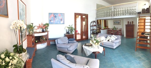 Homerez - House For 8 Ppl. With Sea View, Garden And Terrace At Mazara Del Vallo - Mazara del Vallo