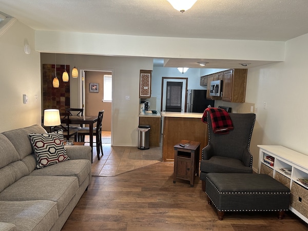 Grandview Townhouse 7, In Town, Pet Friendly, Wifi - Red River, NM