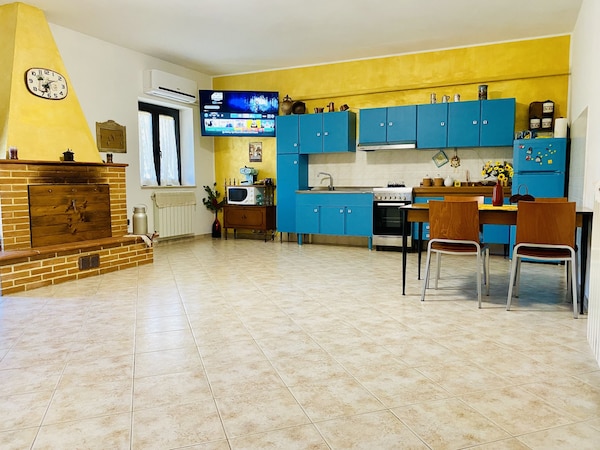 In The Green Of Molise With Breathtaking Views, Equipped Kitchen And Wi-fi! - Isernia