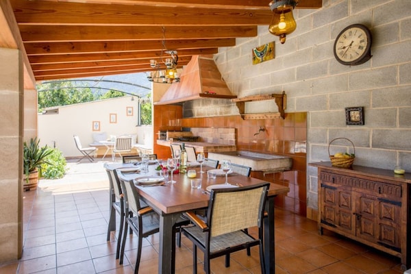 Villa Rae With Mountain View, Wi-fi, Garden, Terrace & Pool; Parking Available - Deià