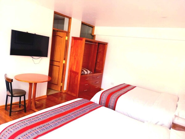 Double Room - 2 Beds - El Sol Hotel - Urubamba - Madre de Deus