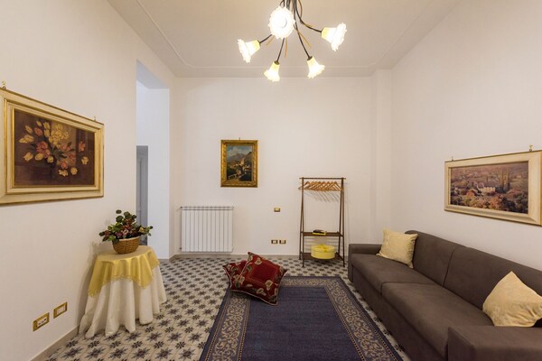 Le Bijou Luxury Apartment In Salerno Historic Center - Salerno