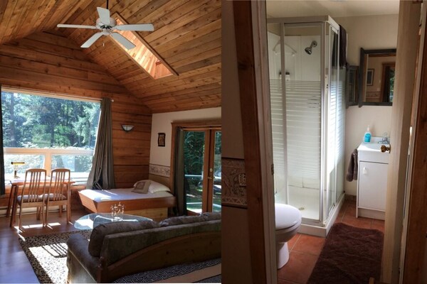 Spacious Cedar Cottage On Tranquil Retreat Centre. 38-acres Of Lush Rainforest - Horseshoe Bay