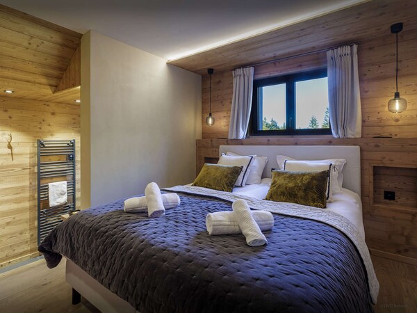 Chalet Cheval Blanc - Luxury Ski Holiday For 10 In Les Gets - Ovo Network - Samoëns