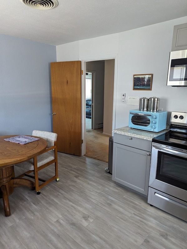 Southside Apartment. Great Neighborhood. Newly Remodeled. - Pueblo
