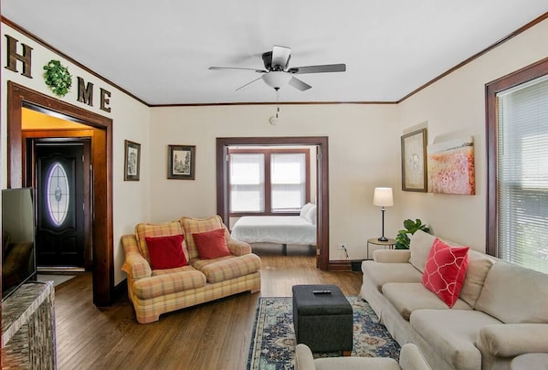 Cozy Home Perfect For Families Near The Great Lakes Naval Base! - ガーニー, IL