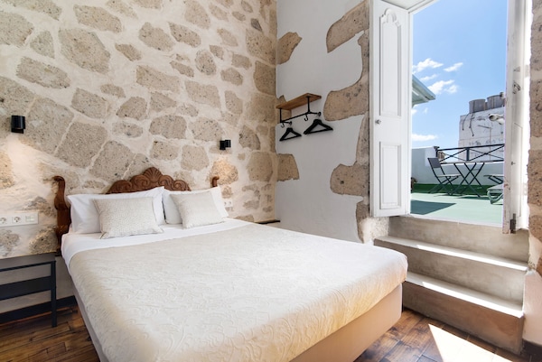 Vacation Home 'Apto Azahara - Casa San Marcial' With Private Terrace And Wi-fi - Las Palmas de Gran Canaria