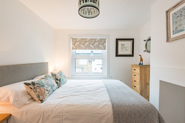 Samphire Cottage  -  A Holiday Let That Sleeps 3 Guests  In 2 Bedrooms - Broadstairs