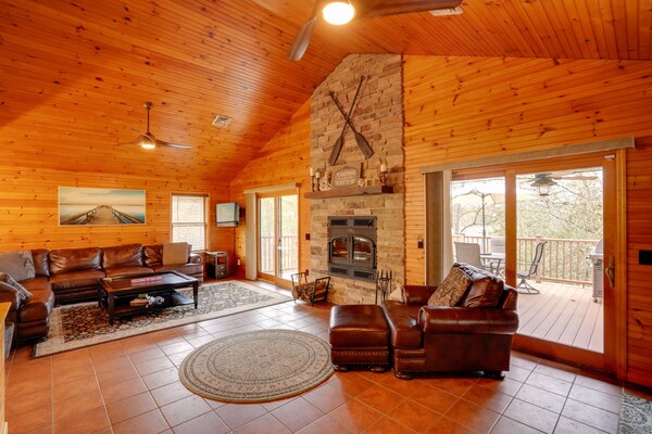 Stunning Athens Home: Grill, Fire Pit, Pool Access - Catskill, NY
