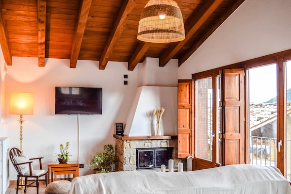 Maison De Vacances 'La Cabanya De La Rovira' Avec Vue Sur La Montagne, Terrasse Privée Et Wi-fi - Rupit