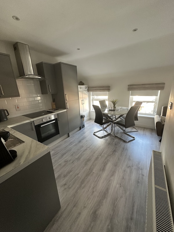 Westland Suites - Modern, Stylish And Central Apartment's - Derry