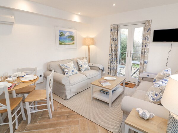 Quay Cottage, Family Friendly, With A Garden In Salcombe - Torcross