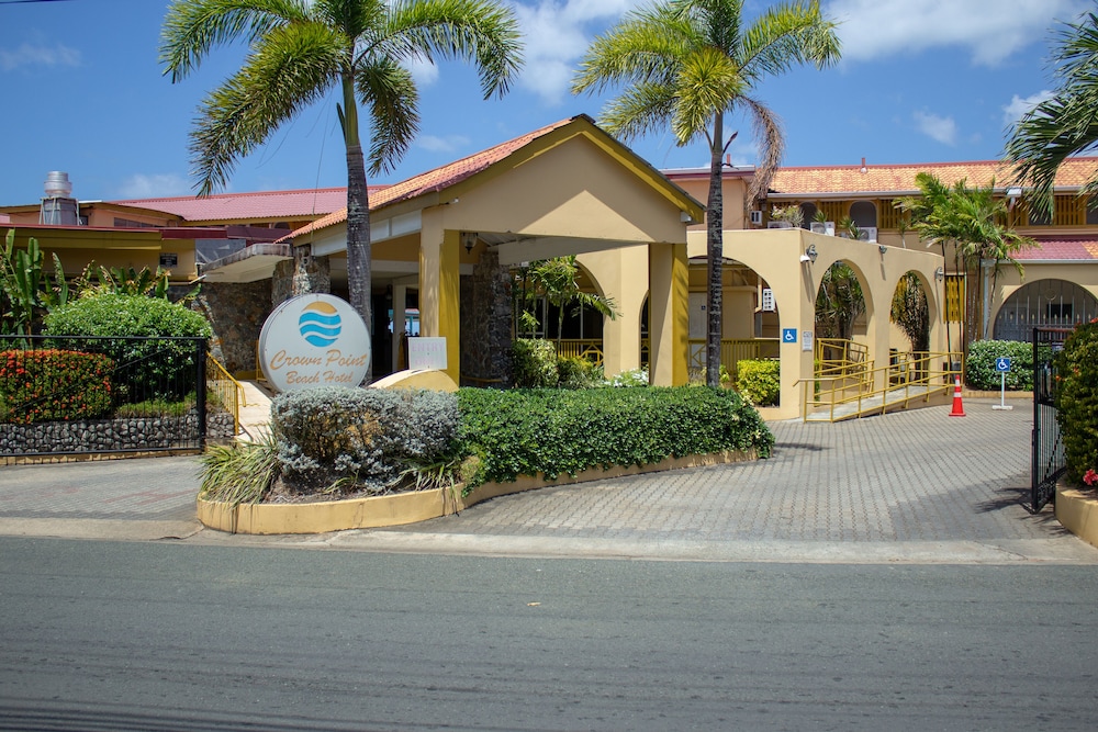 Crown Point Beach Hotel - 토바고 섬