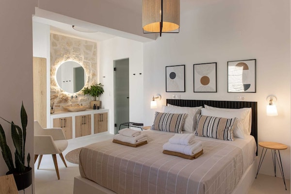 4 Bedroom | Casa Prasoul Contemporary Exclusive Villa With Private Heated Pool - クレタ島