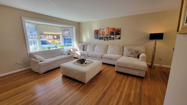 3br Cozy, Private And Spacious Family House With Plenty Of Amenities. - Washington, D.C.