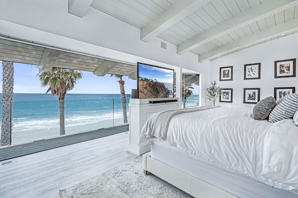 Malibu Private Beachfront Estate With Pool & Jacuzzi / 4 Bedroom - Mali
