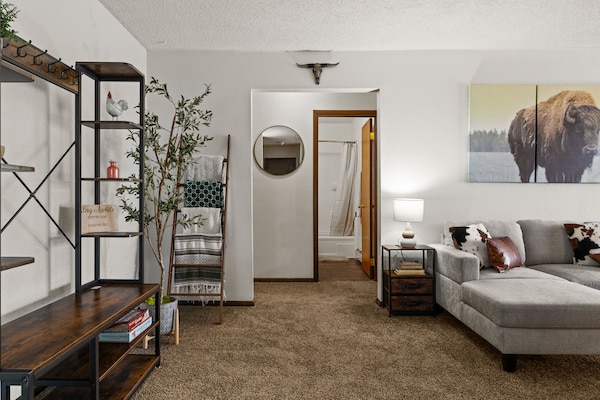 Conveniently Located Condo 10 Mins From Wyoming Medical Center - Casper, WY