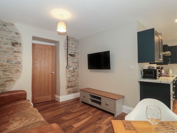Purbeck Hotel Apartments - Flat 3, Pet Friendly In Swanage - Swanage