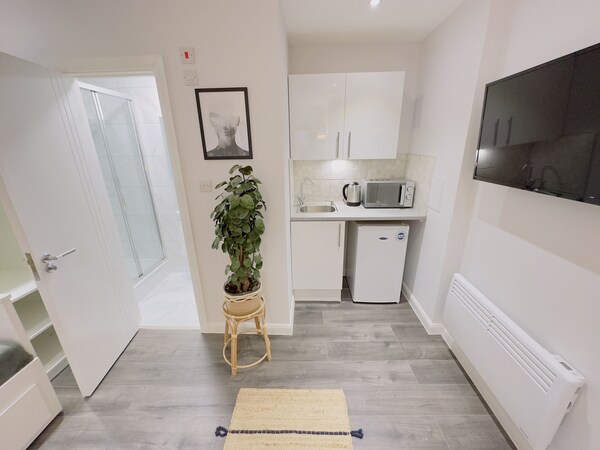 Confortable-habitacion Doble-baño Privado-terraza-3 - Chingford