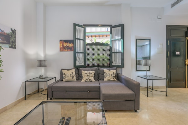 Patio De La Cartuja 2 Pax - Charming Apartment In The Center Of Seville With Free Wi-fi - Los Arcos