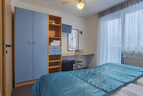 Double Or Twin Room With Balcony And Bath 19 - Luče