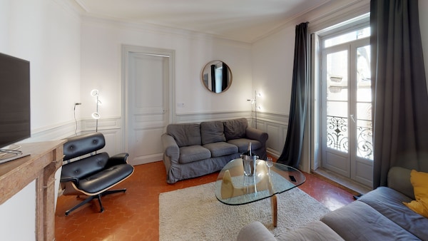 Bright & Huge 4 Bedrooms In The Heart Of Historical Center St Roch - Le Crès