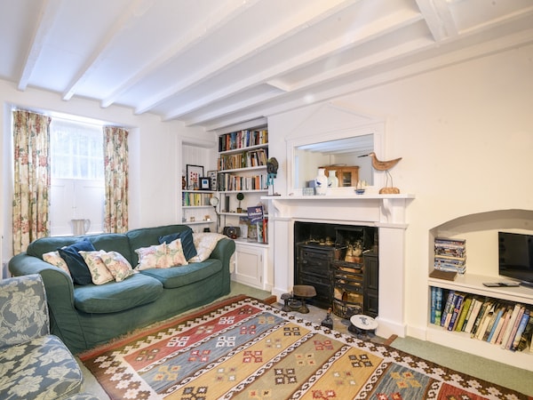 Lyme Regis Cottage, Family Friendly, With A Garden In Lyme Regis - Charmouth