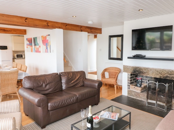 Firm Anchor, Pet Friendly, Character Holiday Cottage In Salcombe - Salcombe