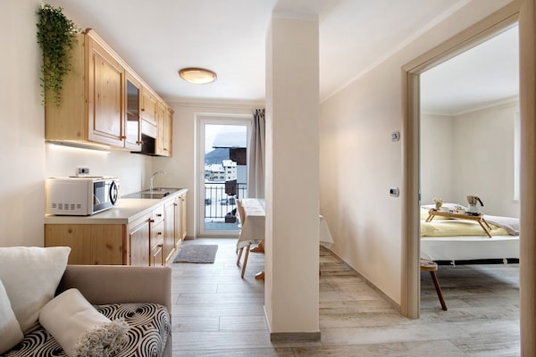 Appartement 'Appartamento Zefiro' Met Uitzicht Op De Bergen, Balkon En Wifi - Livigno