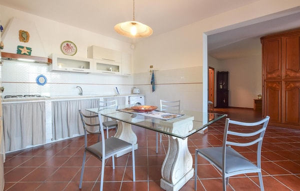 Enjoy Relaxing Days On The Sunny Italian Island In This Spacious Semi-detached House. - Trabia
