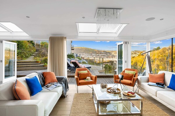 Homefield - Chic Charm With Unrivalled River Views - Dartmouth