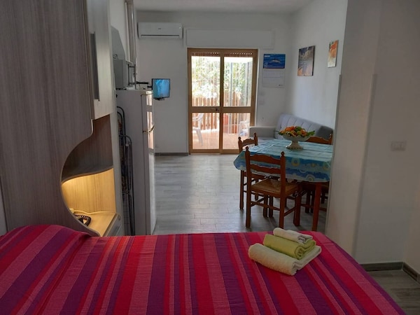 Holiday Home 'Monolocale Arredato - Le Terrazze' With Sea View, Wi-fi And Air Conditioning - Ribera