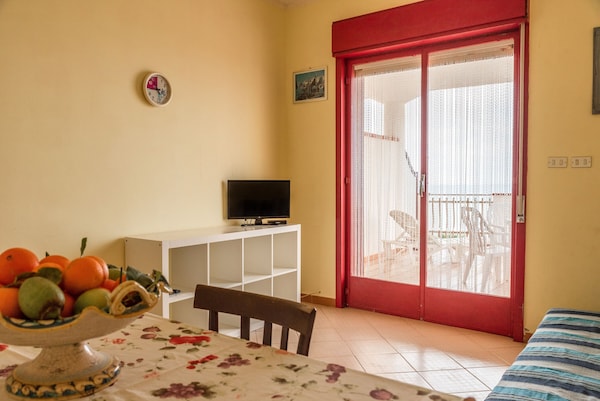 Casa De Vacaciones 'Appartamento D - Le Terrazze' Con Vistas Al Mar, Wi-fi Y Aire Acondicionado - Ribera