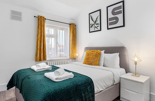 Free Parking | 10 Min To City Of Ldn | Premium 3bd - Greenwich