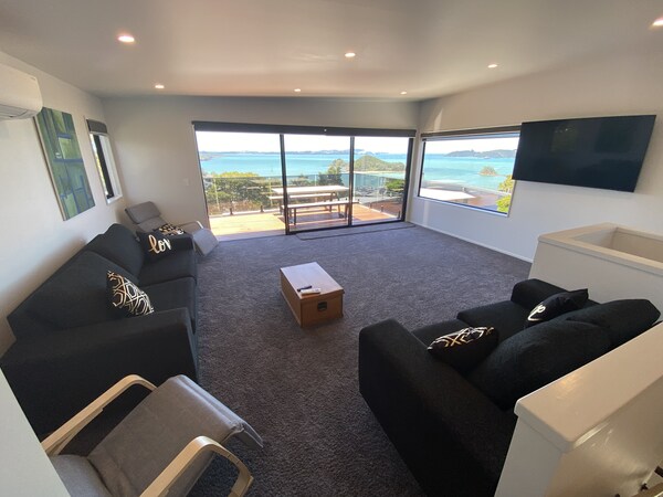 Spectacular Views New Home Central Paihia - 派希亞