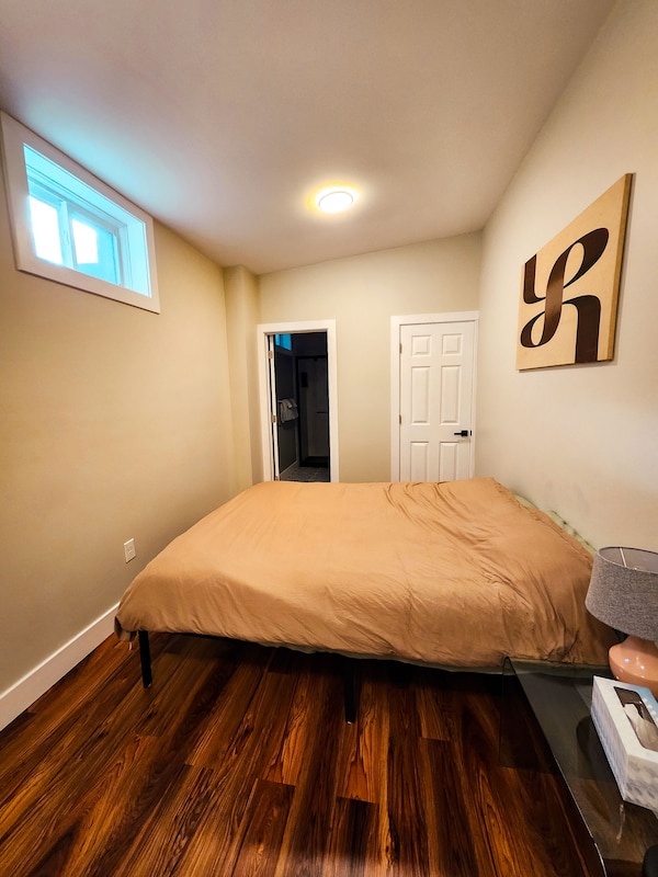 Freshly Renovated Hudson Valley Guest Suite! - Poughkeepsie