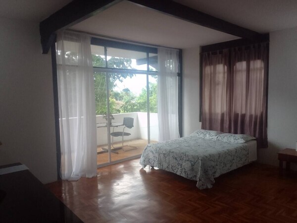 Cozy Room With Mountain View - Caracas