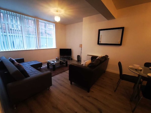 Three Bedroom Apartment 2 - Gateshead