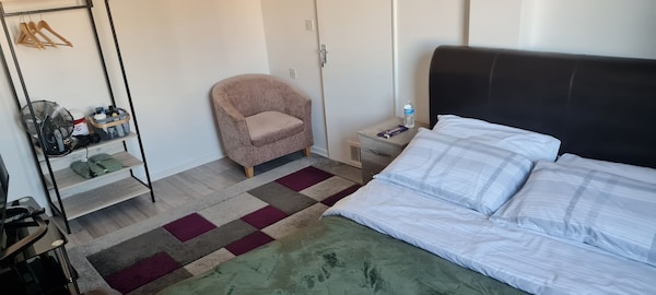 A Decent Cosy Room, Only 10 Minutes Away From Central London. - Bloomsbury