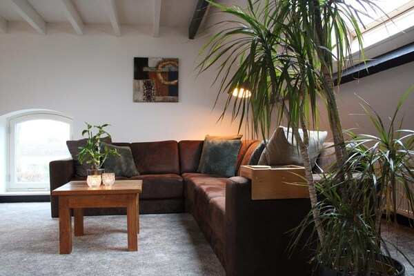 Modern Appartement Met Zwembad En Buitenkeuken In Mooie, Rustige Omgeving - Gelderland