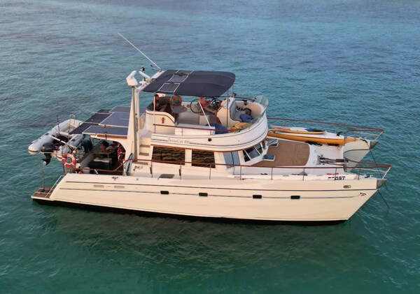 Bahamas Family Catamaran Exumas Adventure - All Inclusive. - Nassau